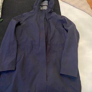 Lulu lemon Navy Hooded Raincoat - Minimal Waterproof Jacket